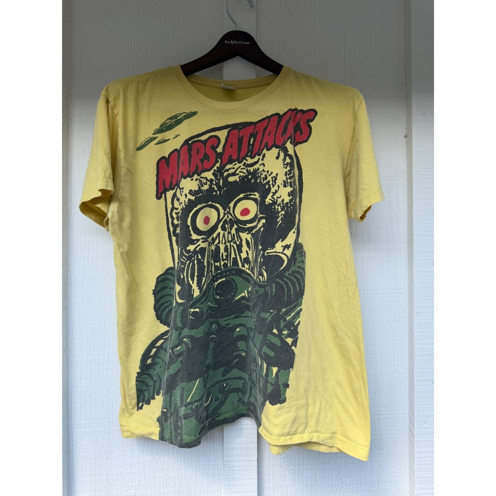 Vintage 2012 Mars Attacks Graphic Pacific Mens XL Yellow Sci-Fi Movie Tee Shirt